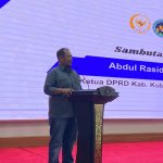 Wakil Ketua I DPRD Kutai Kartanegara (Kukar) Abdul Rasyid menyampaikan pandangan terkait pentingnya pengawasan pelaksanaan Program Makan Bergizi Gratis (MBG) agar tepat sasaran, di Pendopo Odah Etam, Kecamatan Tenggarong, Rabu (15/10/2025).